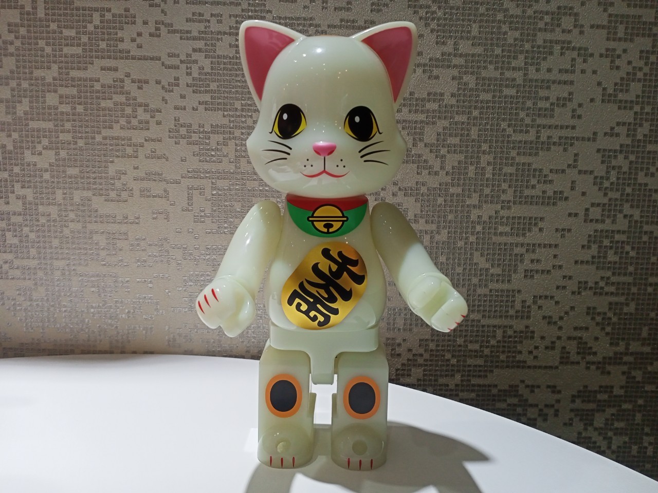 潮流公仔寄賣-庫柏力克熊 BE@RBRICK 夜光招財貓400% -摩立精品當舖4